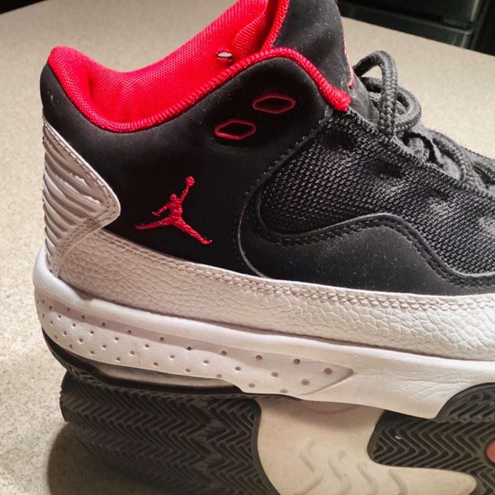 Air Jordan - Picture 5 of 5